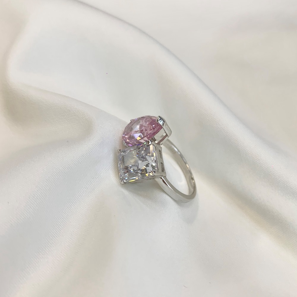 Crushed Ice Cut 8 × 12 mm Gemstone Ring – 925 Silver – detail 3