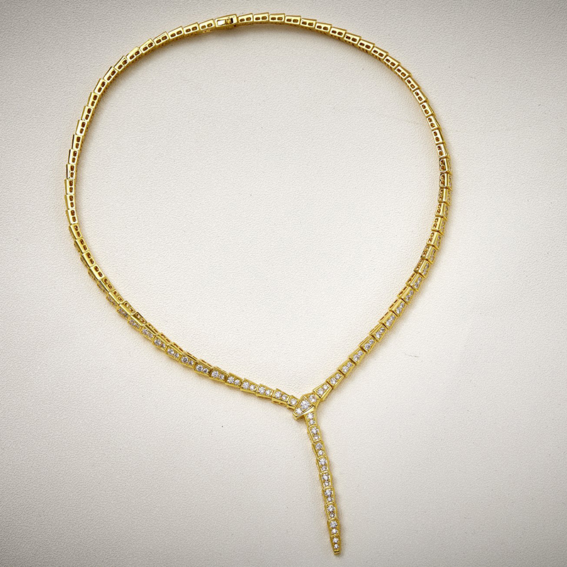 Thin Snake Necklace – Clavicle Chain, 46 cm – detail 3