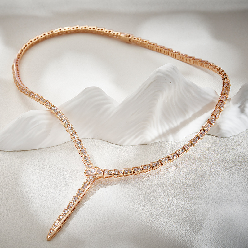 Thin Snake Necklace – Clavicle Chain, 46 cm – detail 5