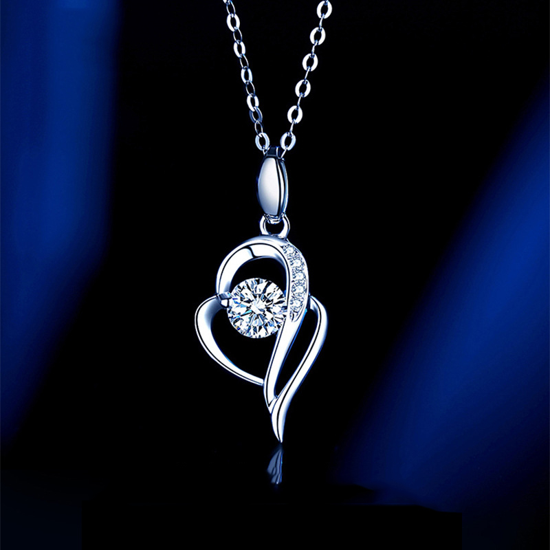 Moissanite Heart Pendant Necklace – White Gold Colour, GRA – detail 6
