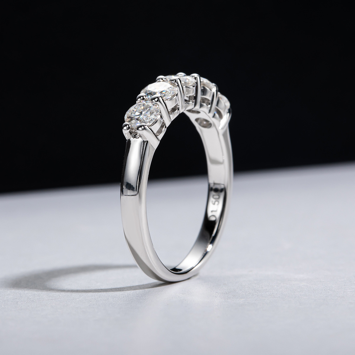 Five Stone Moissanite Ring – 4 mm, S925 Silver – detail 3