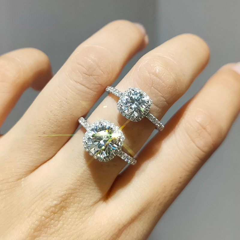 Moissanite Halo Engagement Ring 0.5–3 ct – 925 Sterling Silver – detail 9