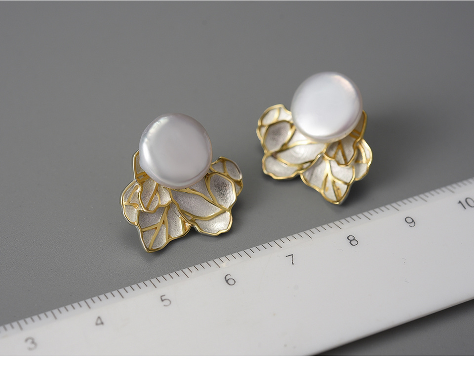 Baroque Pearl Leaf Stud Earrings – 925 Sterling Silver – detail 6