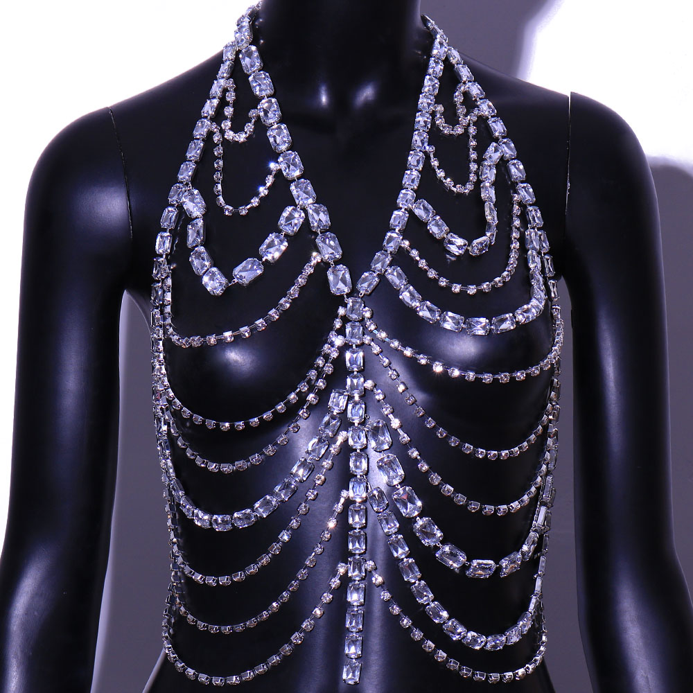 Stonefans Large Rhinestone Body Chain – detail 2