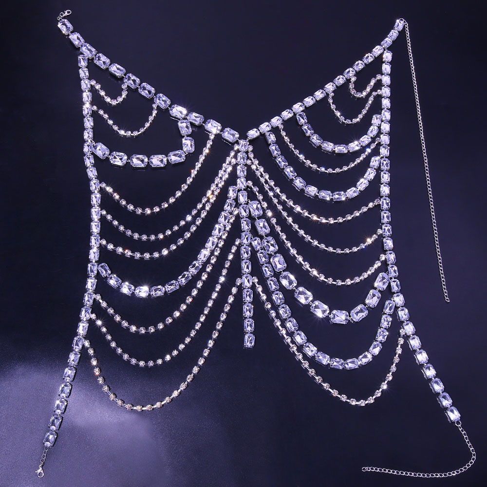 Stonefans Large Rhinestone Body Chain – detail 3